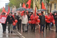 Астраханские коммунисты шествием и митингом отметили День международной солидарности трудящихся Астраханские коммунисты шествием и митингом отметили День международной солидарности трудящихся