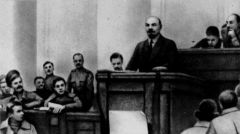 Г.А. Зюганов: Тезисы Ленина и современность Г.А. Зюганов: Тезисы Ленина и современность