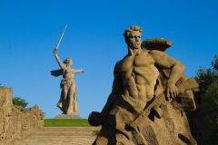 Г.А. Зюганов: От подвига Cталинграда – к новым победам! Г.А. Зюганов: От подвига Cталинграда – к новым победам!