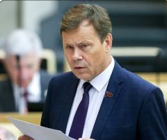 Руководитель АОО КПРФ Арефьев Н.В. Руководитель АОО КПРФ Арефьев Н.В.
